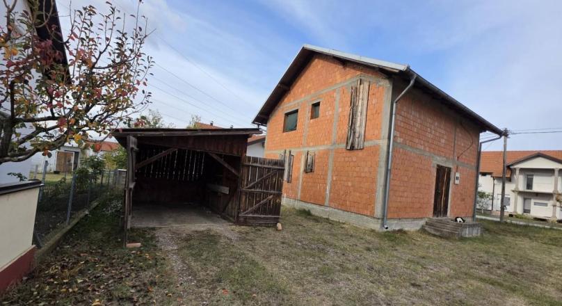 Na prodaju kuca na Koridoru,Bijeljina